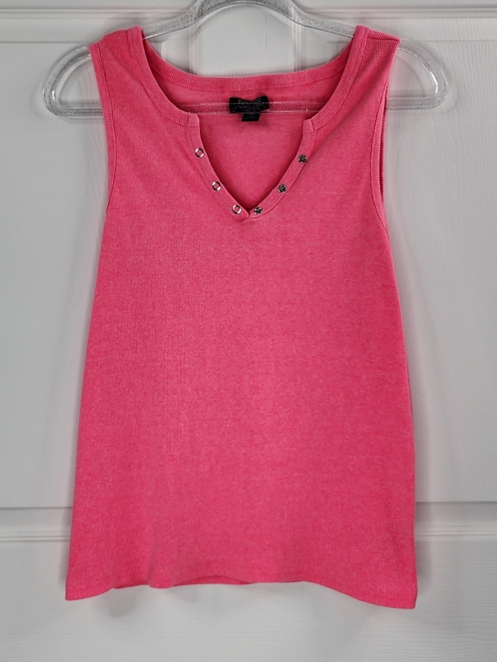 Rouge Collection Bright Pink Ribbed Tank Top 4X Split Neck Grommet Y2K Casual Sl